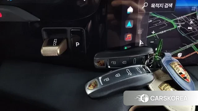 Porsche Taycan id 3596740 из Кореи 19