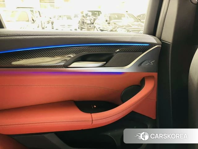 BMW X4 M id 4278383 из Китая 30