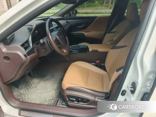 Lexus ES id 4314006 из Китая 9