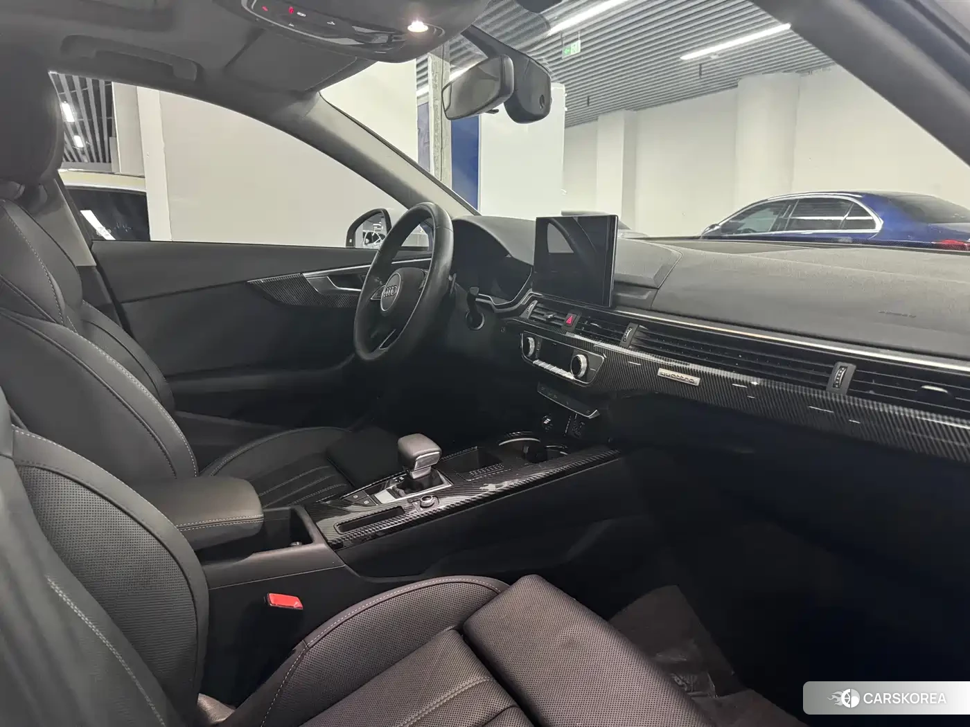 Audi A4L id 4577647 из Китая 11