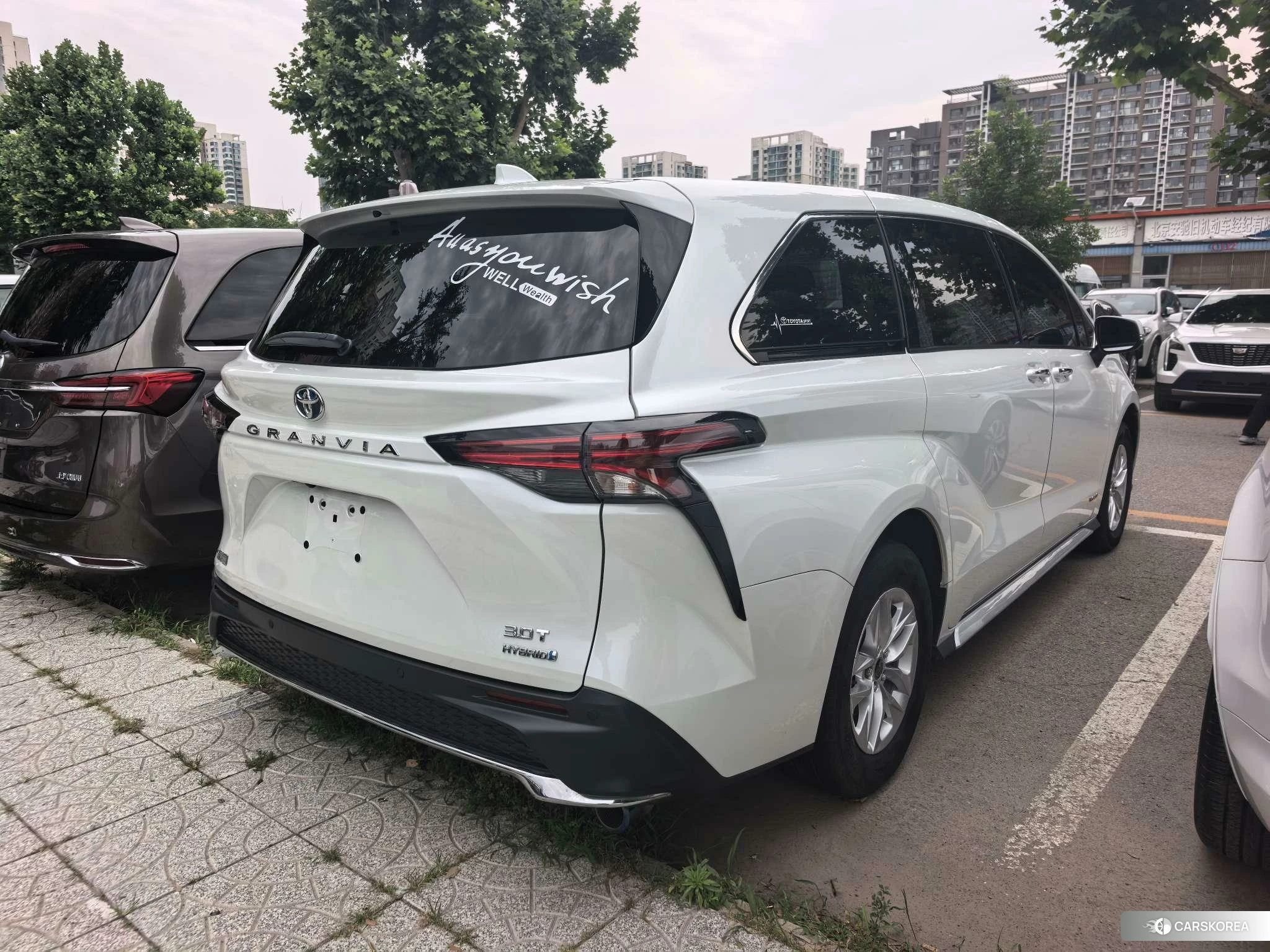 Toyota Grevia id 4515271 из Китая 14