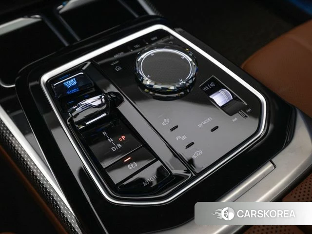 BMW i7 (G70) id 4778629 из Кореи 19