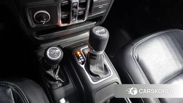 Jeep Wrangler (JL) id 3474278 из Кореи 19