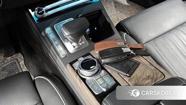 Genesis G90 id 3713498 из Кореи 19