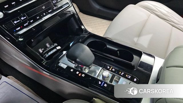 Kia K7 Premier Hybrid id 4371403 из Кореи 19