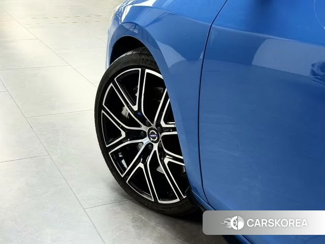 Volvo V60 id 4211458 из Китая 17