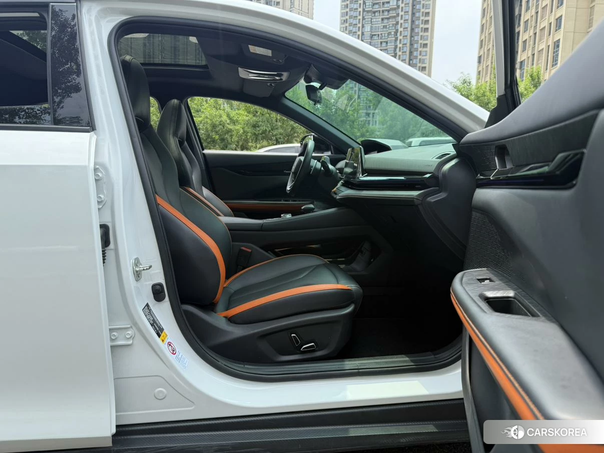 Chang'an UNI-V id 4486487 из Китая 15