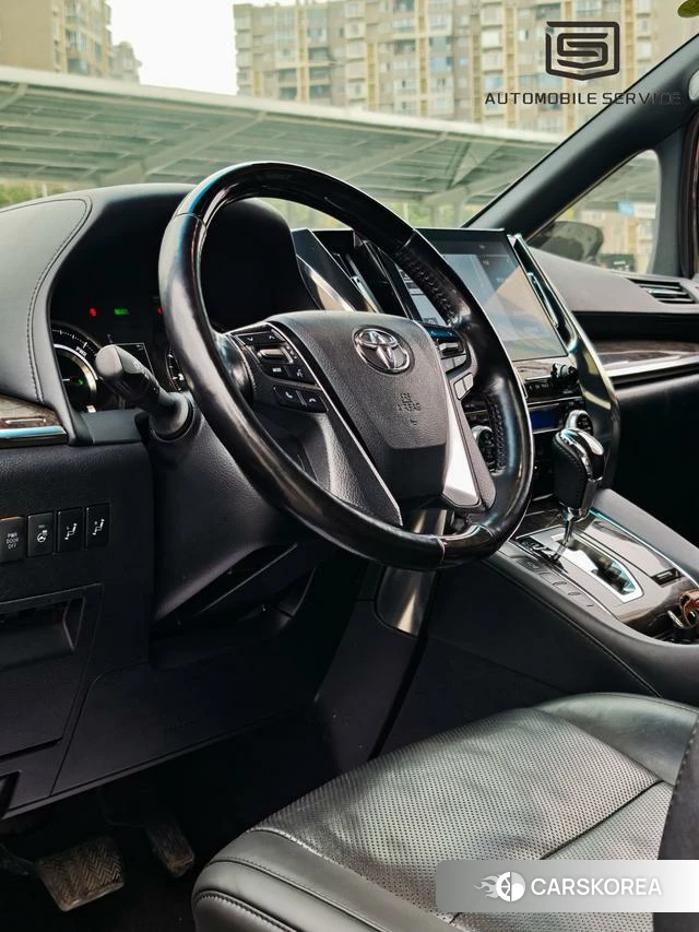 Toyota Elfa id 4299621 из Китая 9