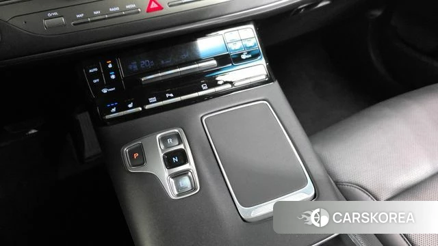 Hyundai The New Grandeur IG Hybrid id 4849237 из Кореи 31