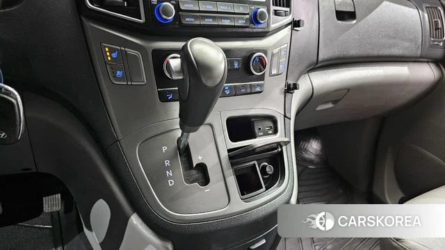 Hyundai The New Grand Starex id 3898479 из Кореи 19