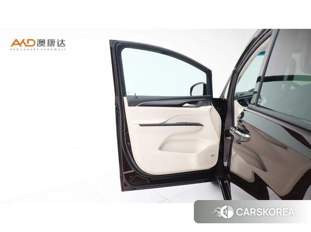 Buick GL8 id 4242403 из Китая 10