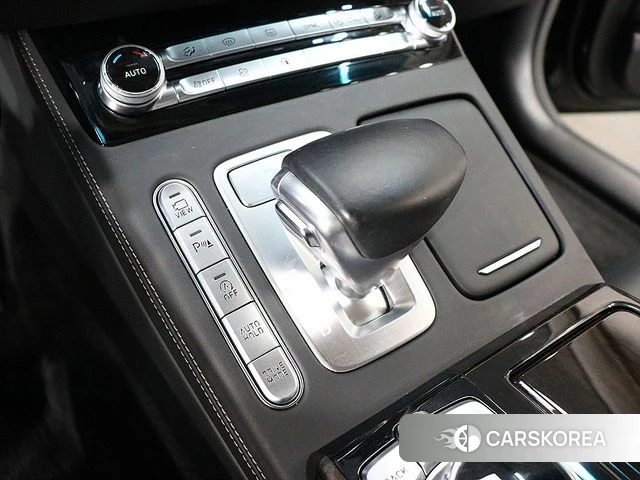 Genesis G90 id 4562944 из Кореи 19