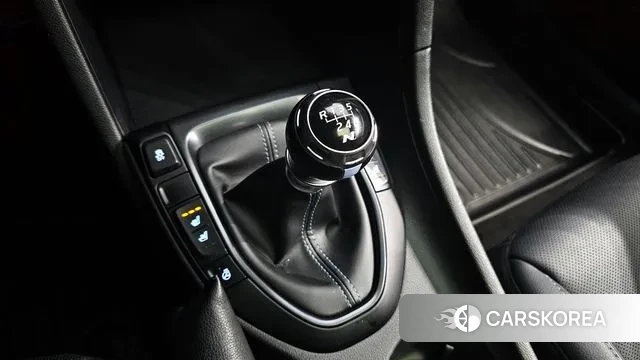 Hyundai Veloster (JS) id 3728289 из Кореи 19