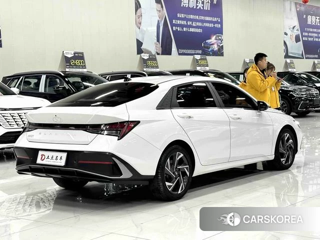 Hyundai Elantra id 4263444 из Китая 13