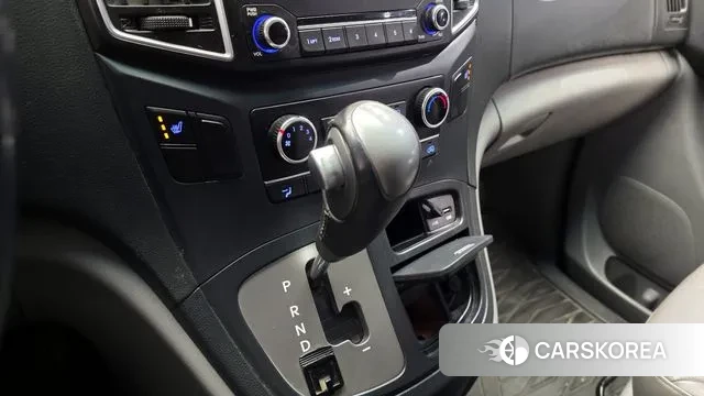 Hyundai The New Grand Starex id 3714151 из Кореи 19