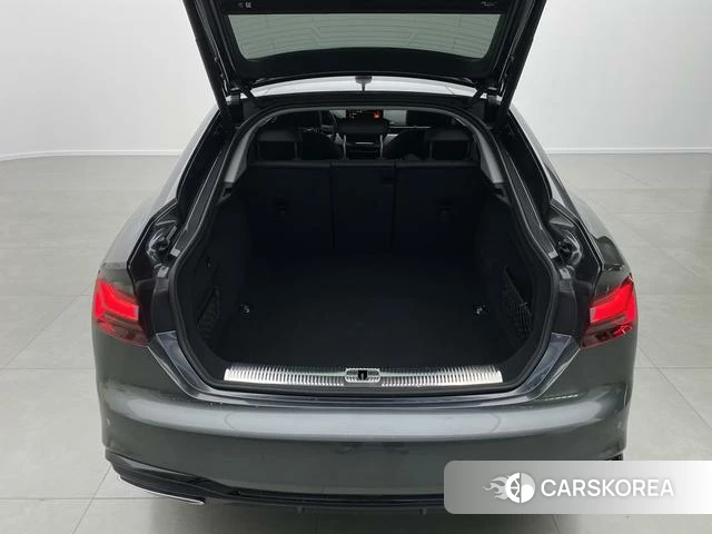 Audi A5 id 3810634 из Китая 37
