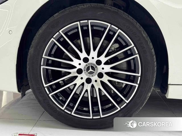 Mercedes-Benz Class C id 4300825 из Китая 17