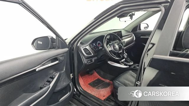 Kia Seltos id 4593747 из Кореи 28