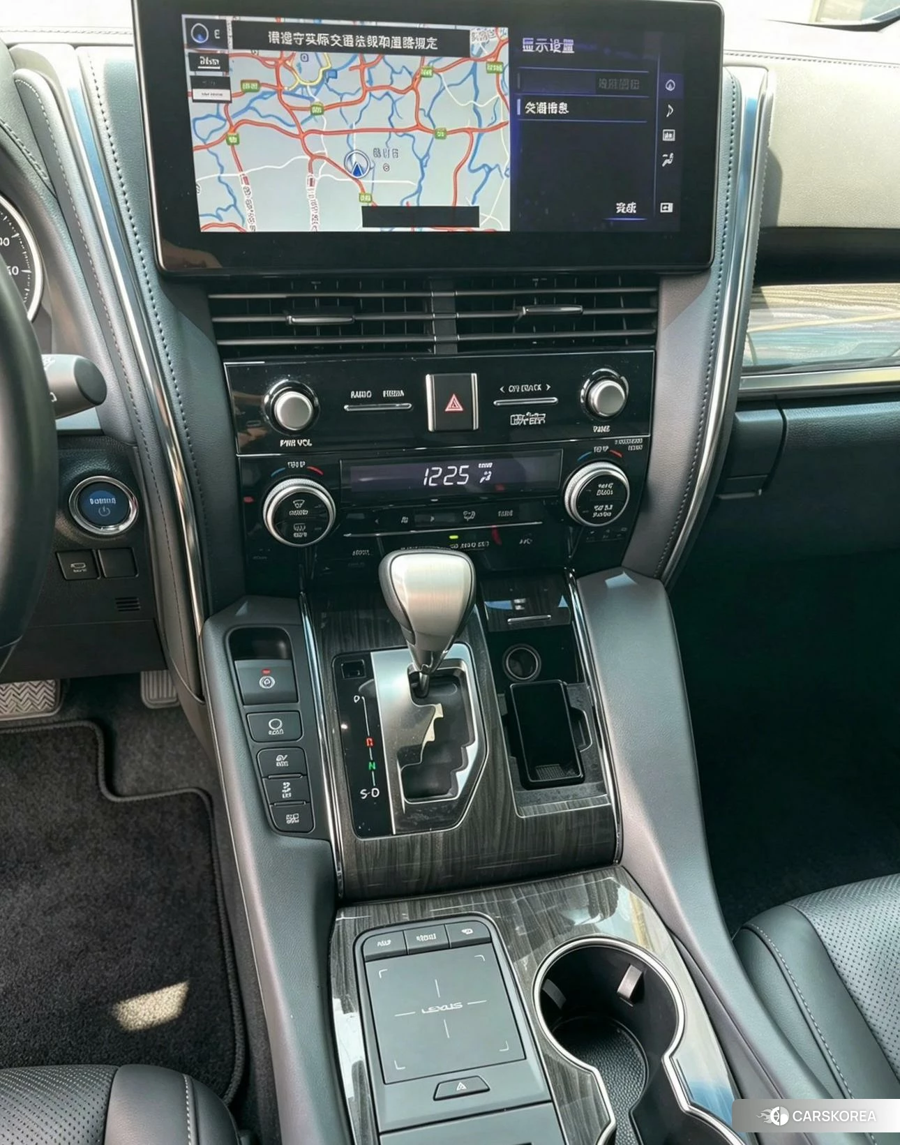 Lexus LM id 4510927 из Китая 24