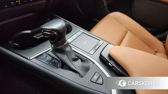 Lexus UX250h id 3611695 из Кореи 19