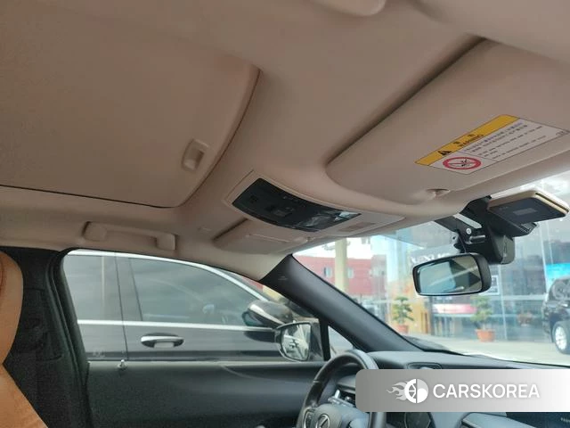 Lexus UX id 4261866 из Китая 17