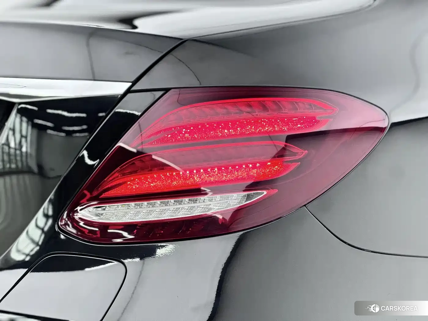 Mercedes-Benz E-Class id 4679805 из Китая 16