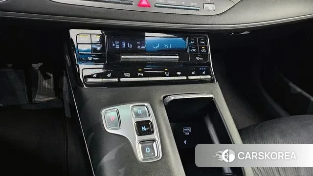 Hyundai The New Grandeur IG id 3552081 из Кореи 19