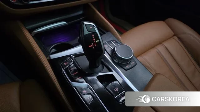 BMW 5 Series (G30) id 3606830 из Кореи 19