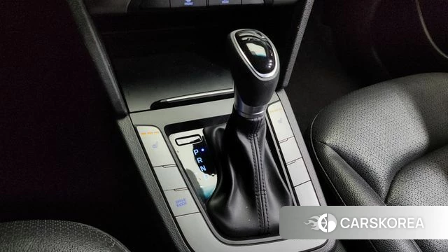 Hyundai Avante AD id 3894080 из Кореи 20