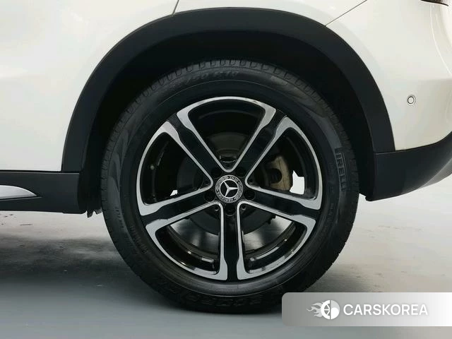 Mercedes-Benz GLA id 4219854 из Китая 19