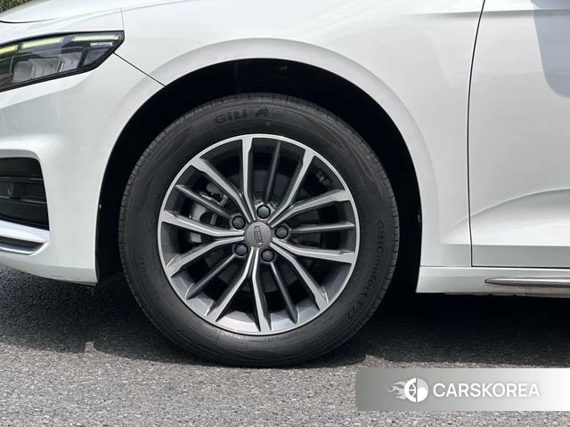 Geely Automobile Xingrui id 4227333 из Китая 28