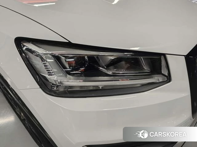 Audi Q2L id 4314471 из Китая 42