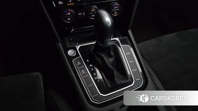 Volkswagen Passat GT (B8) id 3588550 из Кореи 19