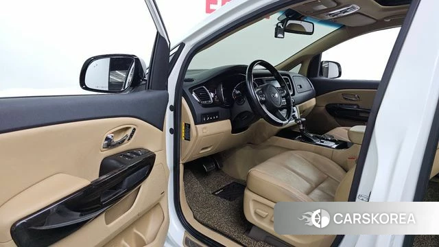 Kia The New Carnival id 4785841 из Кореи 32