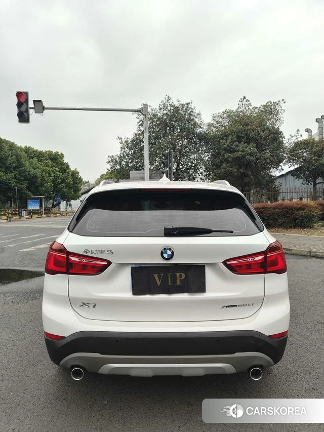 BMW X1 id 4213910 из Китая 9