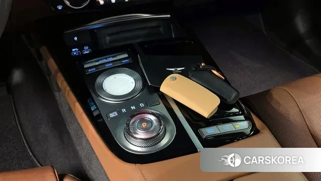 Genesis Electrified G80 (RG3) id 3453576 из Кореи 19