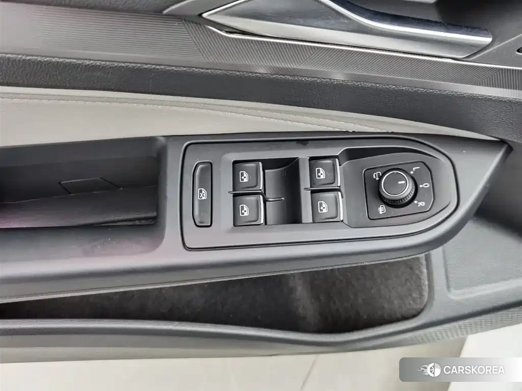 Volkswagen Golf id 4628422 из Китая 23