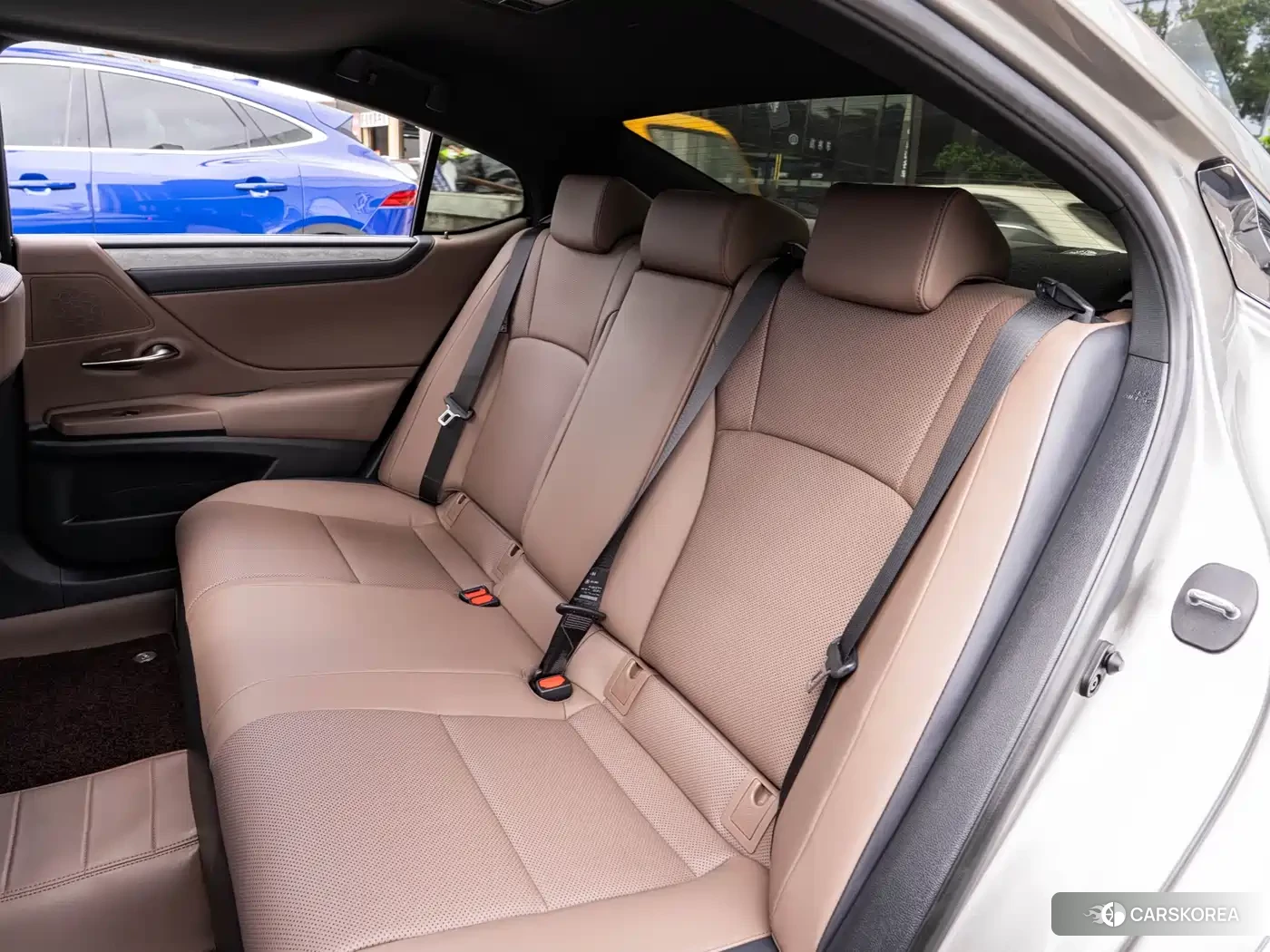 Lexus ES id 4570798 из Китая 19