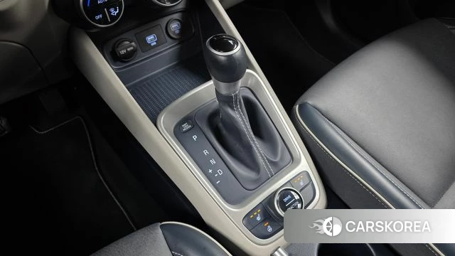 Hyundai Venue id 3936532 из Кореи 19