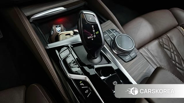 BMW 5 Series (G30) id 3885201 из Кореи 19