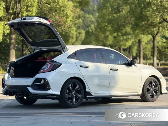Honda Civic id 4297503 из Китая 23