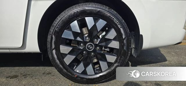 Hyundai Staria id 3933651 из Кореи 10