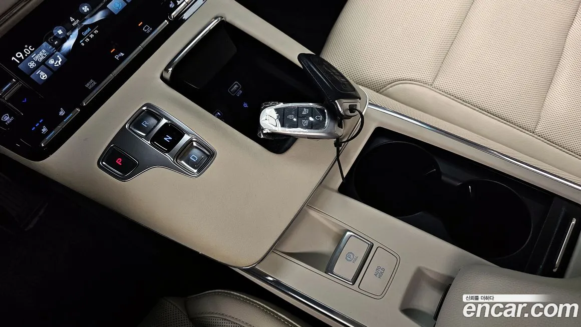 Hyundai The New Grandeur IG Hybrid id 2107928 из Кореи 19