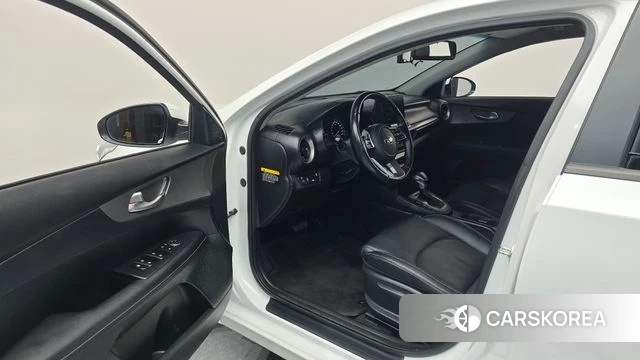 Kia Come New K3 id 4652010 из Кореи 29