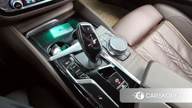 BMW 5 Series (G30) id 3044582 из Кореи 19