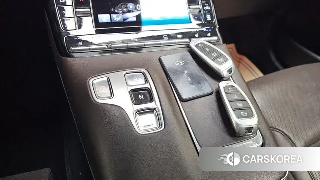 Hyundai The New Grandeur IG id 3407603 из Кореи 19