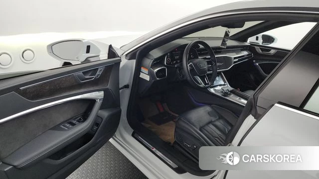 Audi A7 (4K) id 4187639 из Кореи 32