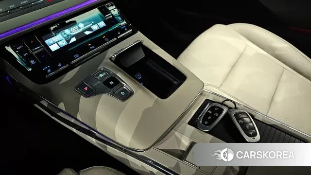 Hyundai The New Grandeur IG Hybrid id 3597472 из Кореи 19