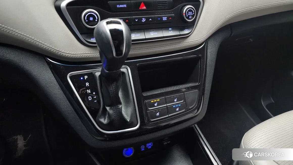 Hyundai The New Grand Starex id 1447328 из Кореи 19