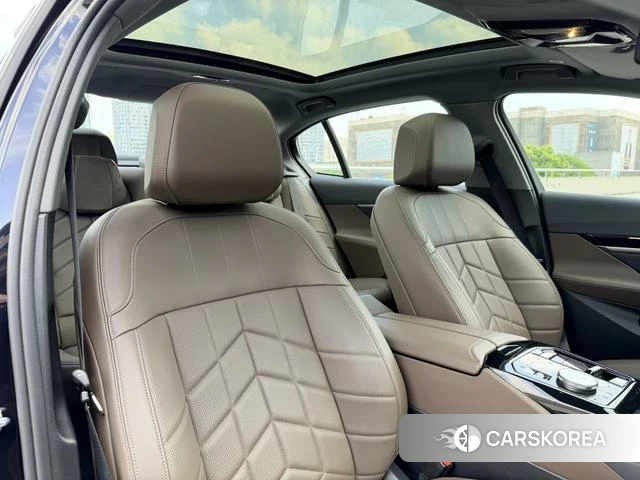 BMW 5 series id 4275312 из Китая 17